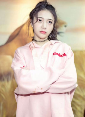 油画中的少女 截图2